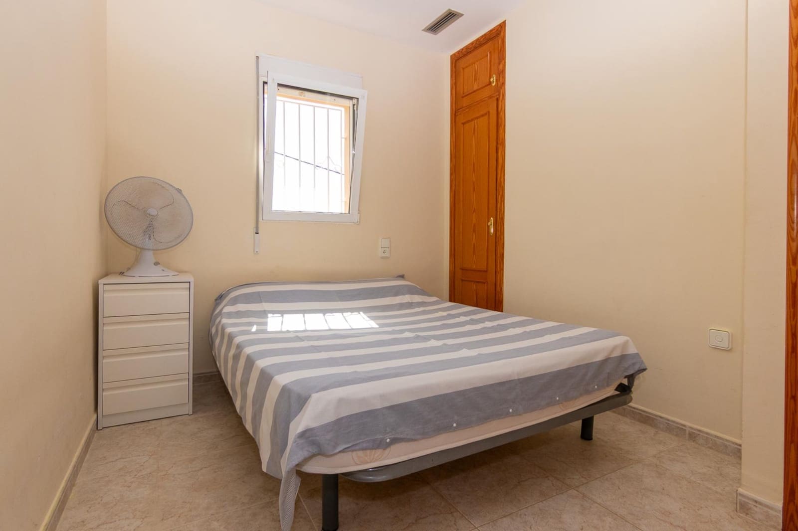 3 sypialnia Willa na sprzedaż w Sanet i Negrals z basenem garażem - 550 000 € (Ref: 9130661)