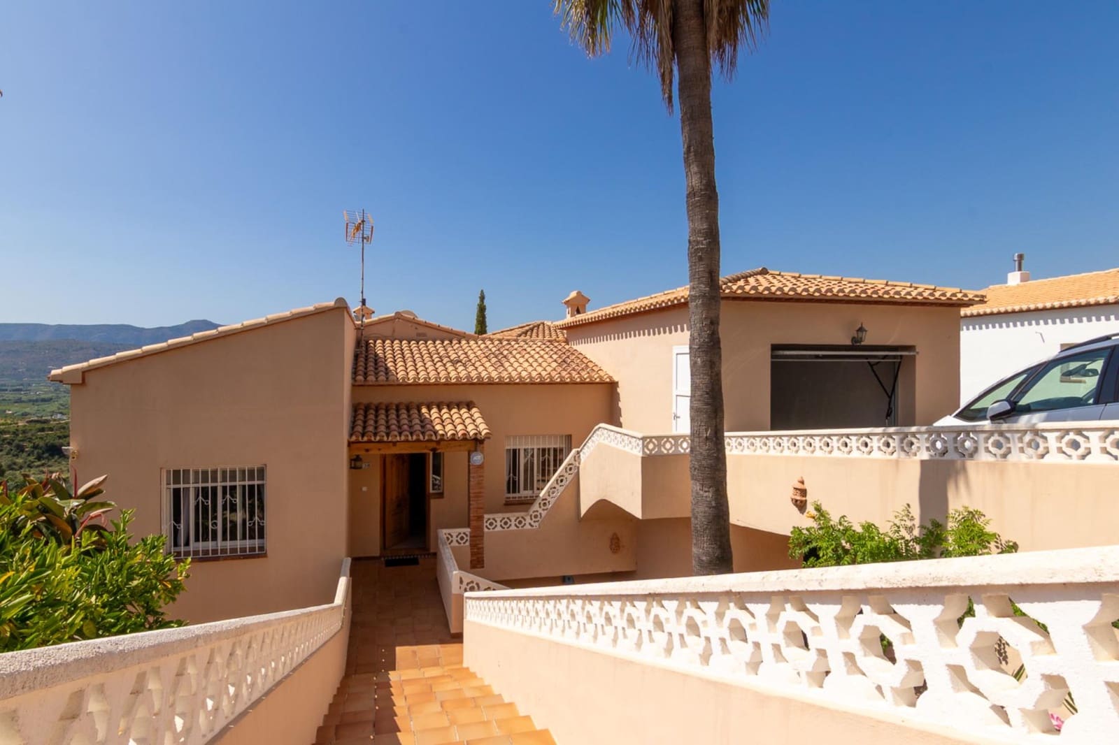 3 sypialnia Willa na sprzedaż w Sanet i Negrals z basenem garażem - 550 000 € (Ref: 9130661)