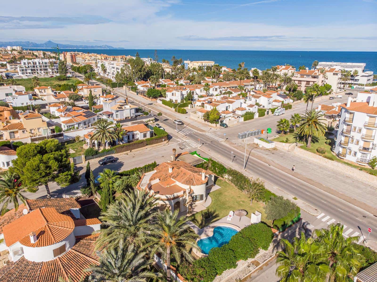 2 Zimmer Villa zu verkaufen in Denia mit Pool Garage - 575.000 € (Ref: 9180441)