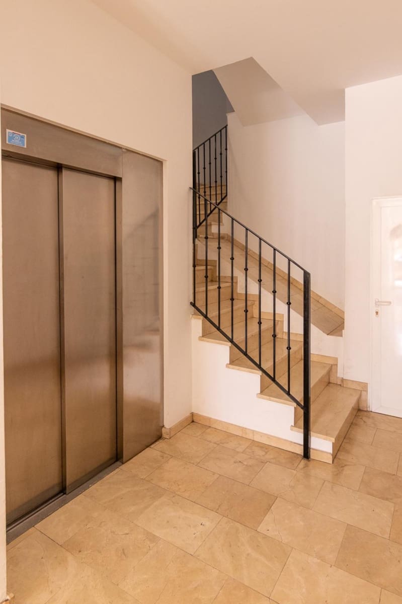 2 makuuhuone Kattohuoneisto myytävänä paikassa Denia mukana 
autotalli - 478 000 € (Ref: 9180442)