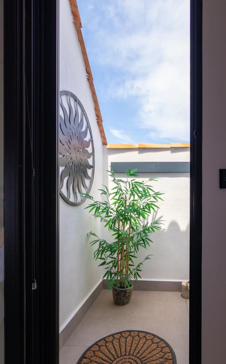 2 makuuhuone Kattohuoneisto myytävänä paikassa Denia mukana 
autotalli - 478 000 € (Ref: 9180442)