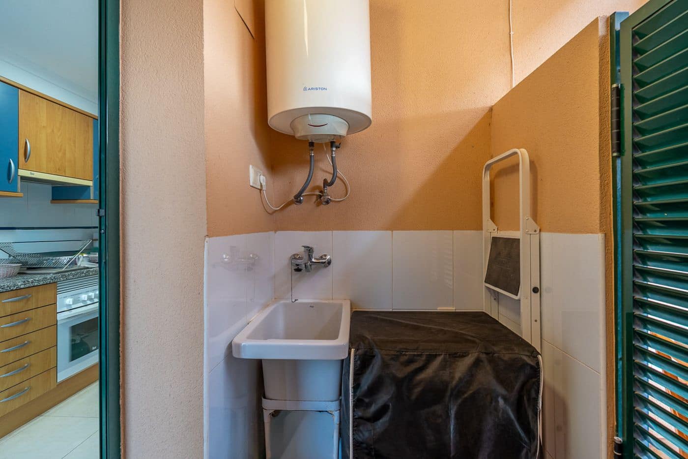 Apartamento de 3 habitaciones en Dénia en venta con piscina garaje - 420.000 € (Ref: 9230219)