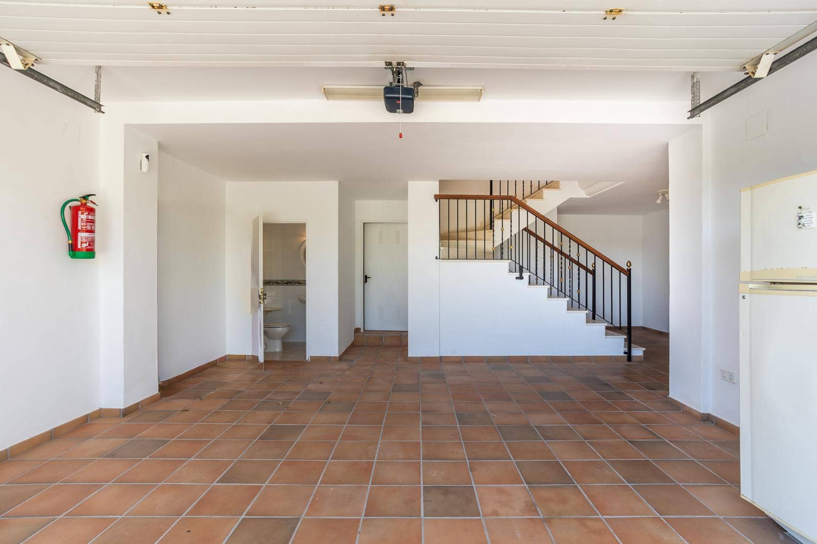 4 Zimmer Villa zu verkaufen in Pedreguer mit Garage - 995.000 € (Ref: 9230221)