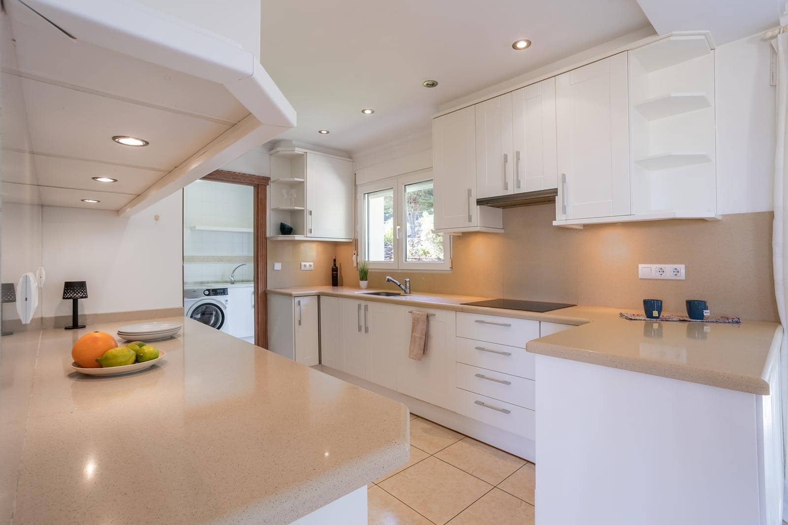 4 Zimmer Villa zu verkaufen in Pedreguer mit Garage - 995.000 € (Ref: 9230221)