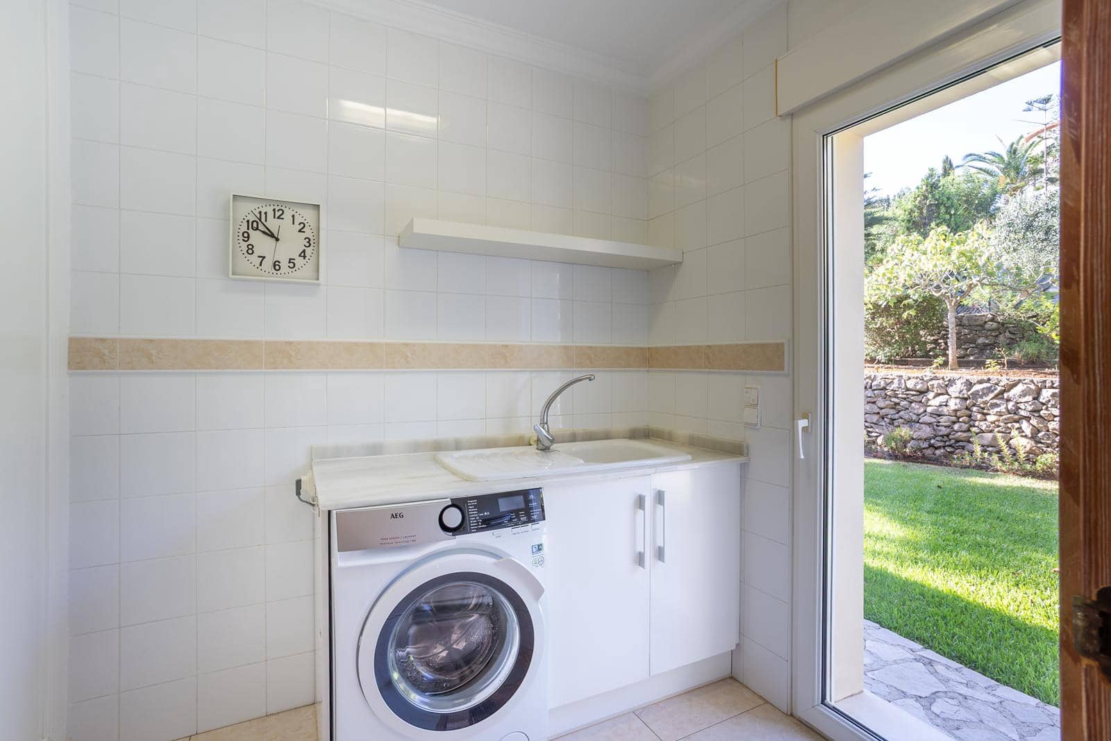 4 Zimmer Villa zu verkaufen in Pedreguer mit Garage - 995.000 € (Ref: 9230221)