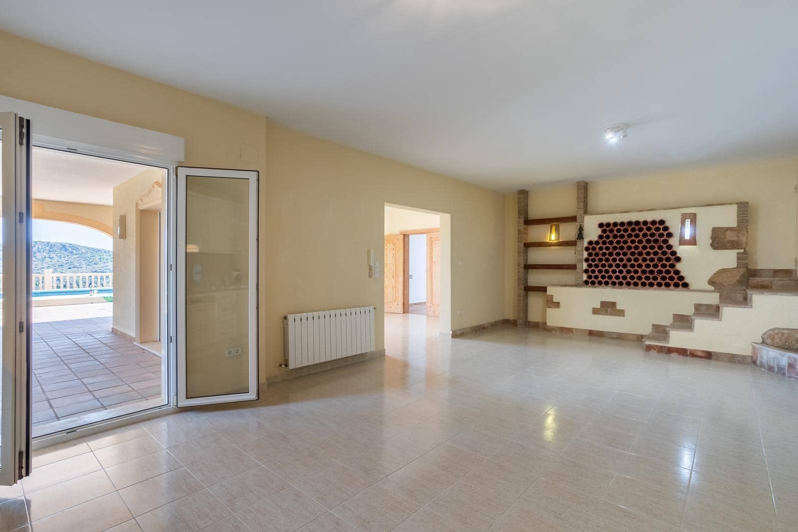 4 Zimmer Villa zu verkaufen in Pedreguer mit Garage - 995.000 € (Ref: 9230221)