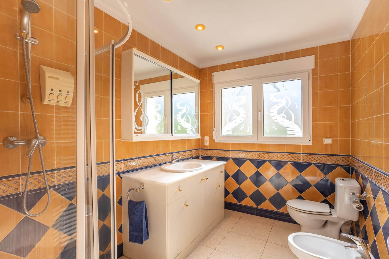 4 Zimmer Villa zu verkaufen in Pedreguer mit Garage - 995.000 € (Ref: 9230221)