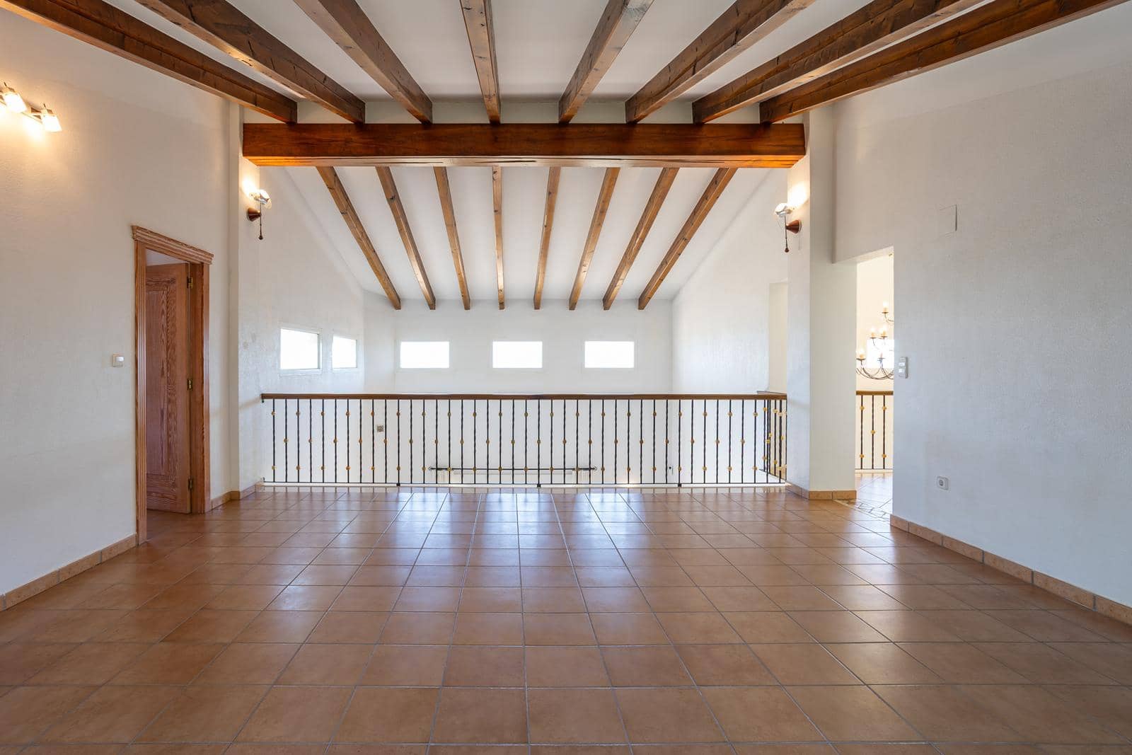 4 Zimmer Villa zu verkaufen in Pedreguer mit Garage - 995.000 € (Ref: 9230221)