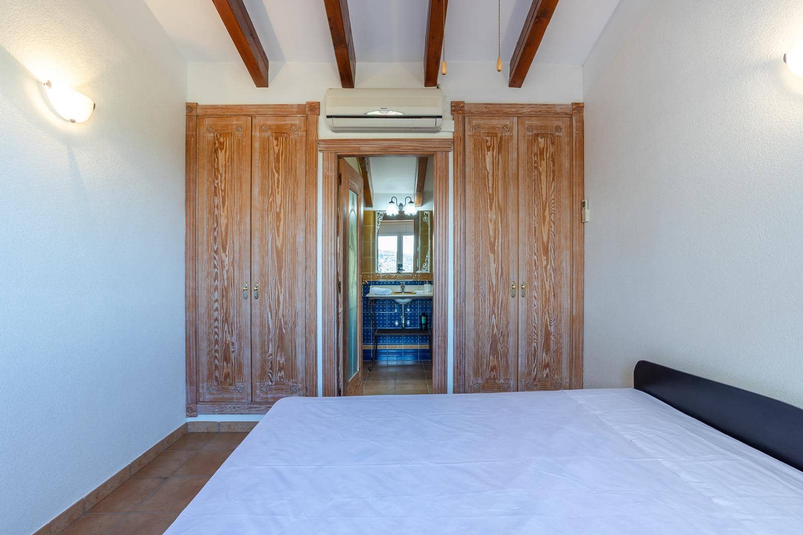 4 Zimmer Villa zu verkaufen in Pedreguer mit Garage - 995.000 € (Ref: 9230221)