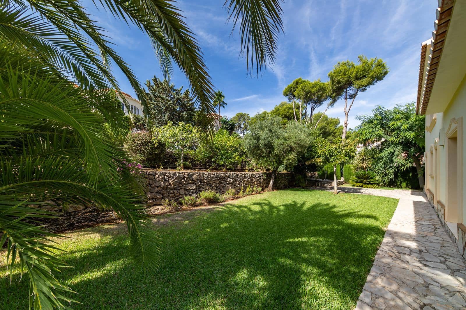 4 Zimmer Villa zu verkaufen in Pedreguer mit Garage - 995.000 € (Ref: 9230221)