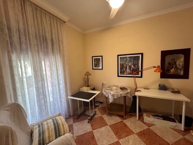 5 bedroom Townhouse for sale in Ondara - € 210,000 (Ref: 9287474)