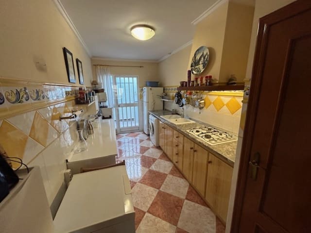 5 bedroom Townhouse for sale in Ondara - € 210,000 (Ref: 9287474)