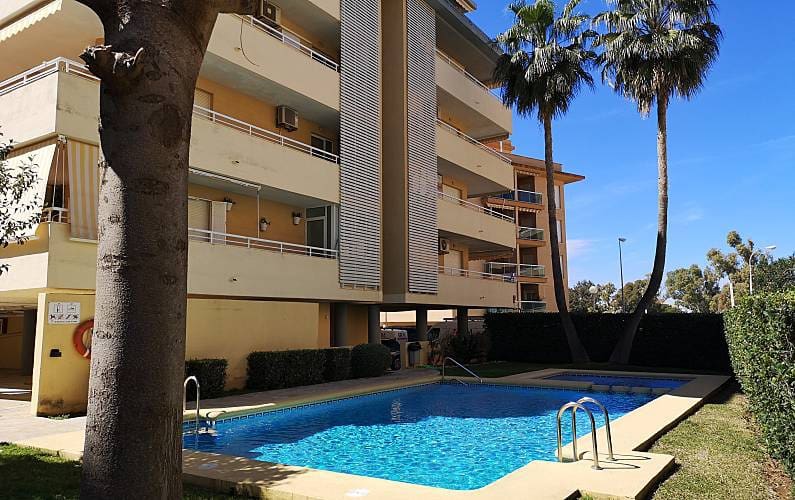 2 soverom Penthouse til salgs i Denia med svømmebasseng garasje - € 430 000 (Ref: 9363487)