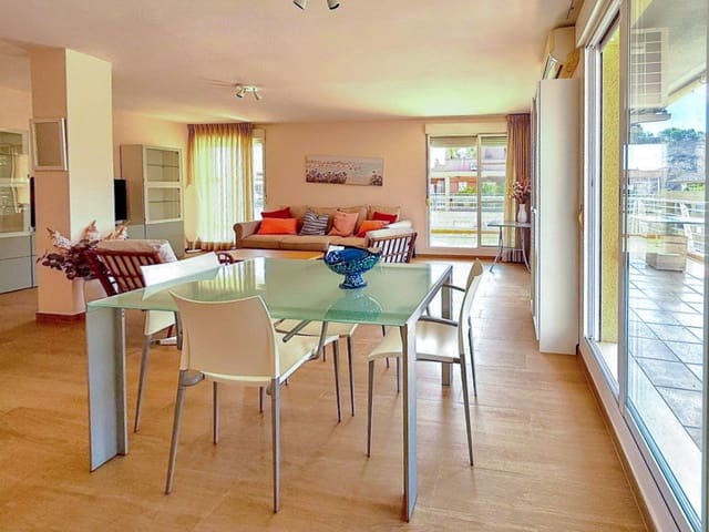 2 soverom Penthouse til salgs i Centro Urbano, Dénia med svømmebasseng garasje - € 430 000 (Ref: 9363487)