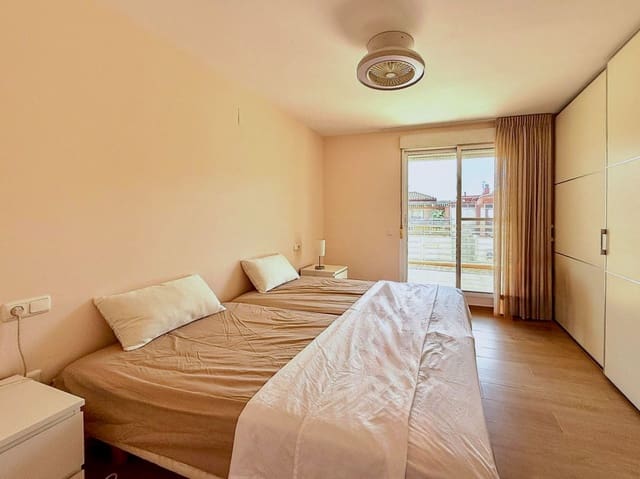 2 soverom Penthouse til salgs i Centro Urbano, Dénia med svømmebasseng garasje - € 430 000 (Ref: 9363487)