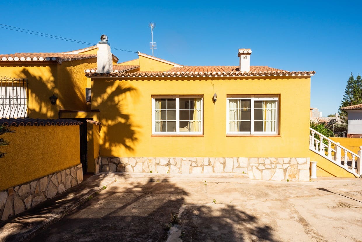 3 chambre Villa/Maison à vendre à Denia avec garage - 420 000 € (Ref: 9363492)