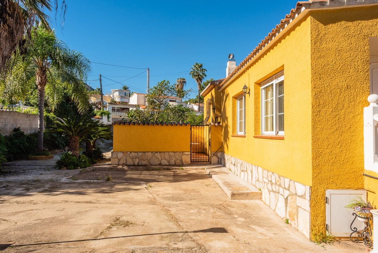 3 chambre Villa/Maison à vendre à Denia avec garage - 420 000 € (Ref: 9363492)