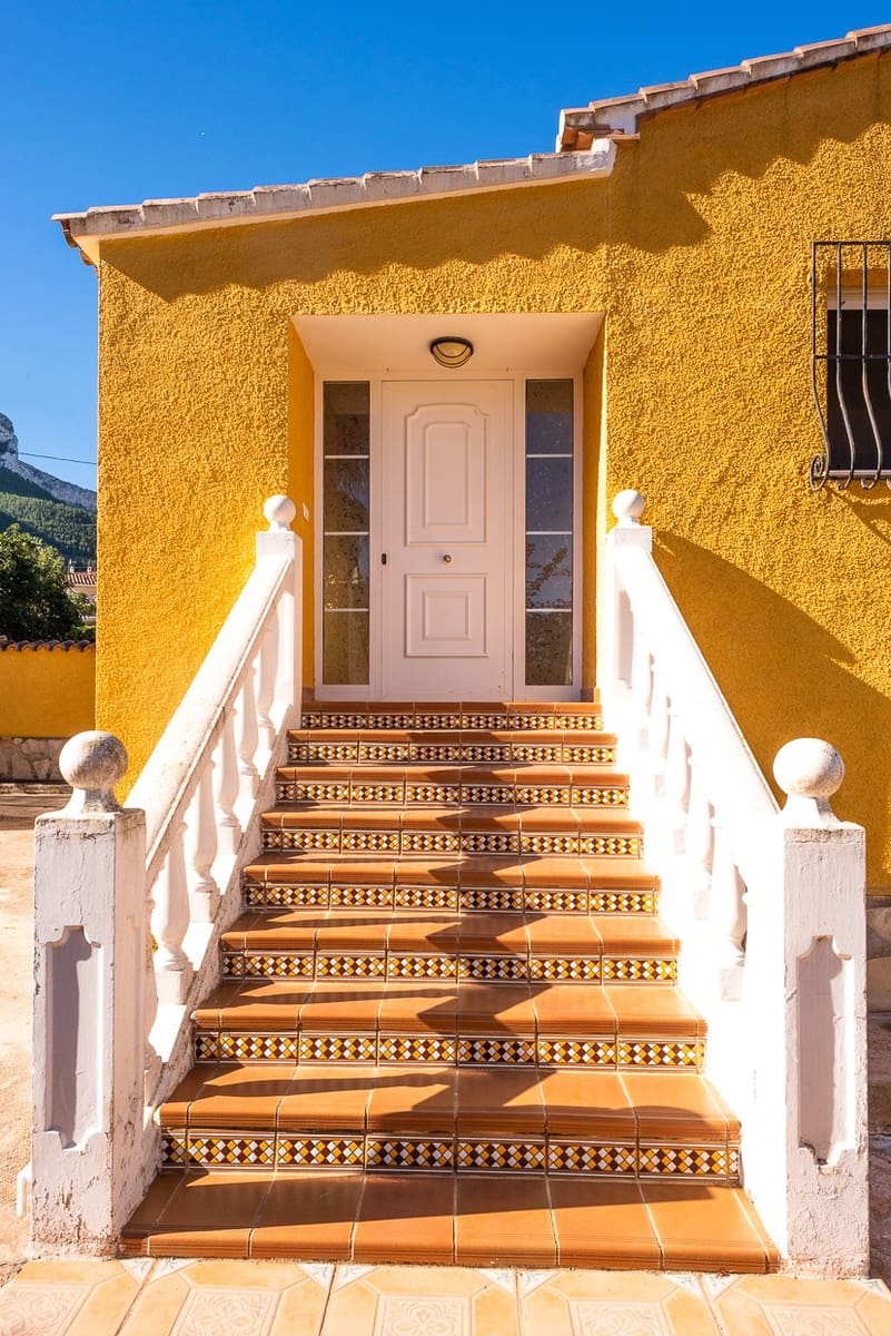 3 chambre Villa/Maison à vendre à Denia avec garage - 420 000 € (Ref: 9363492)