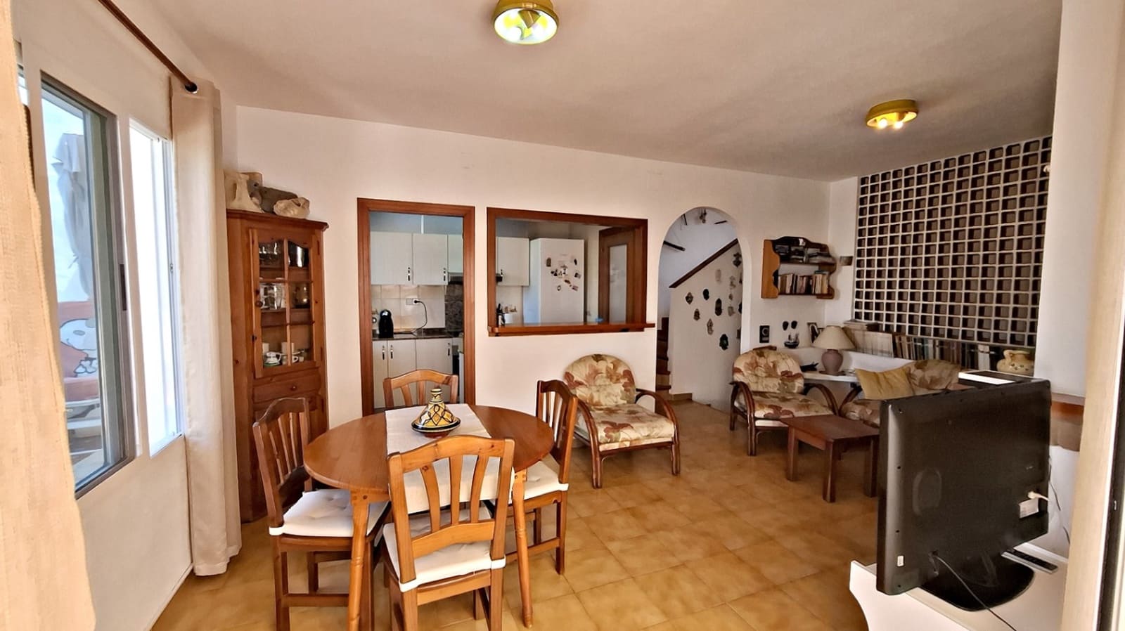 4 slaapkamer Rijtjeshuis te koop in Denia met zwembad garage - € 475.000 (Ref: 9363493)