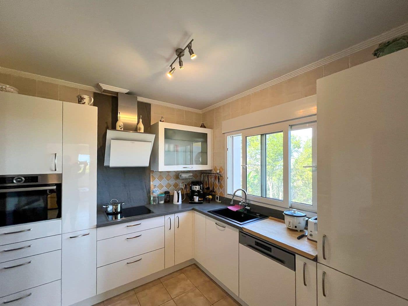 3 bedroom Villa for sale in Denia with pool garage - € 499,000 (Ref: 9410337)