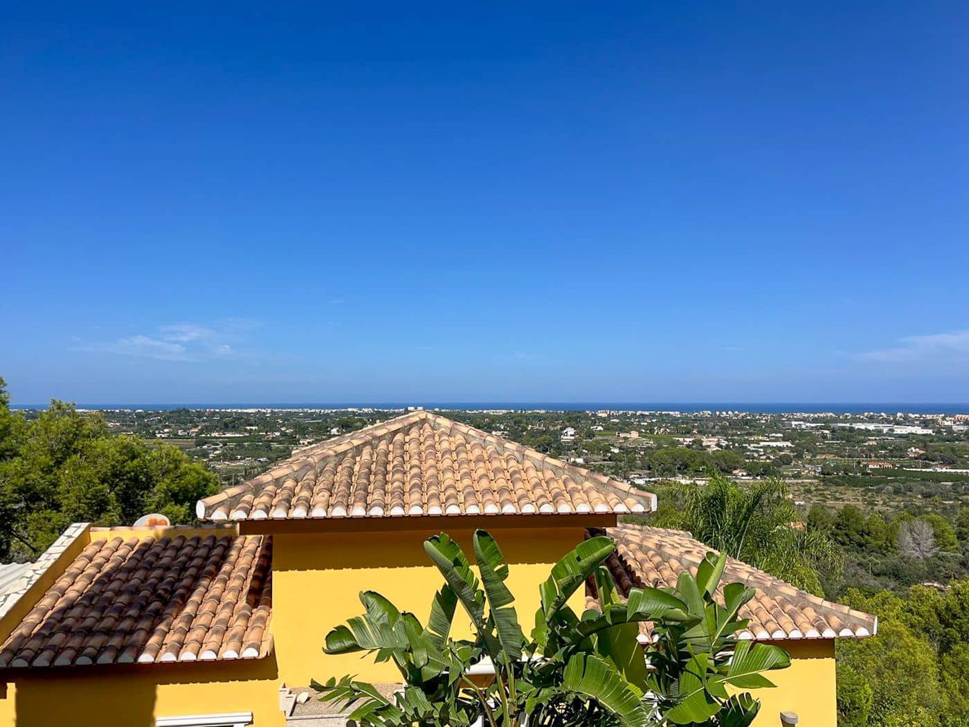 3 bedroom Villa for sale in Denia with pool garage - € 499,000 (Ref: 9410337)