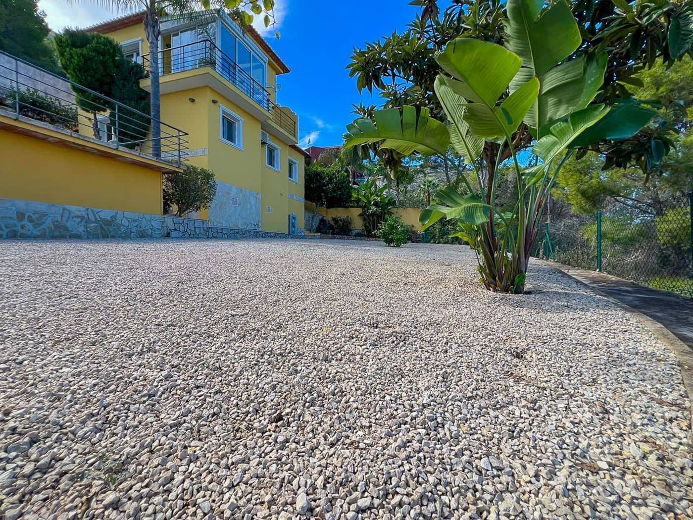 3 bedroom Villa for sale in Denia with pool garage - € 499,000 (Ref: 9410337)