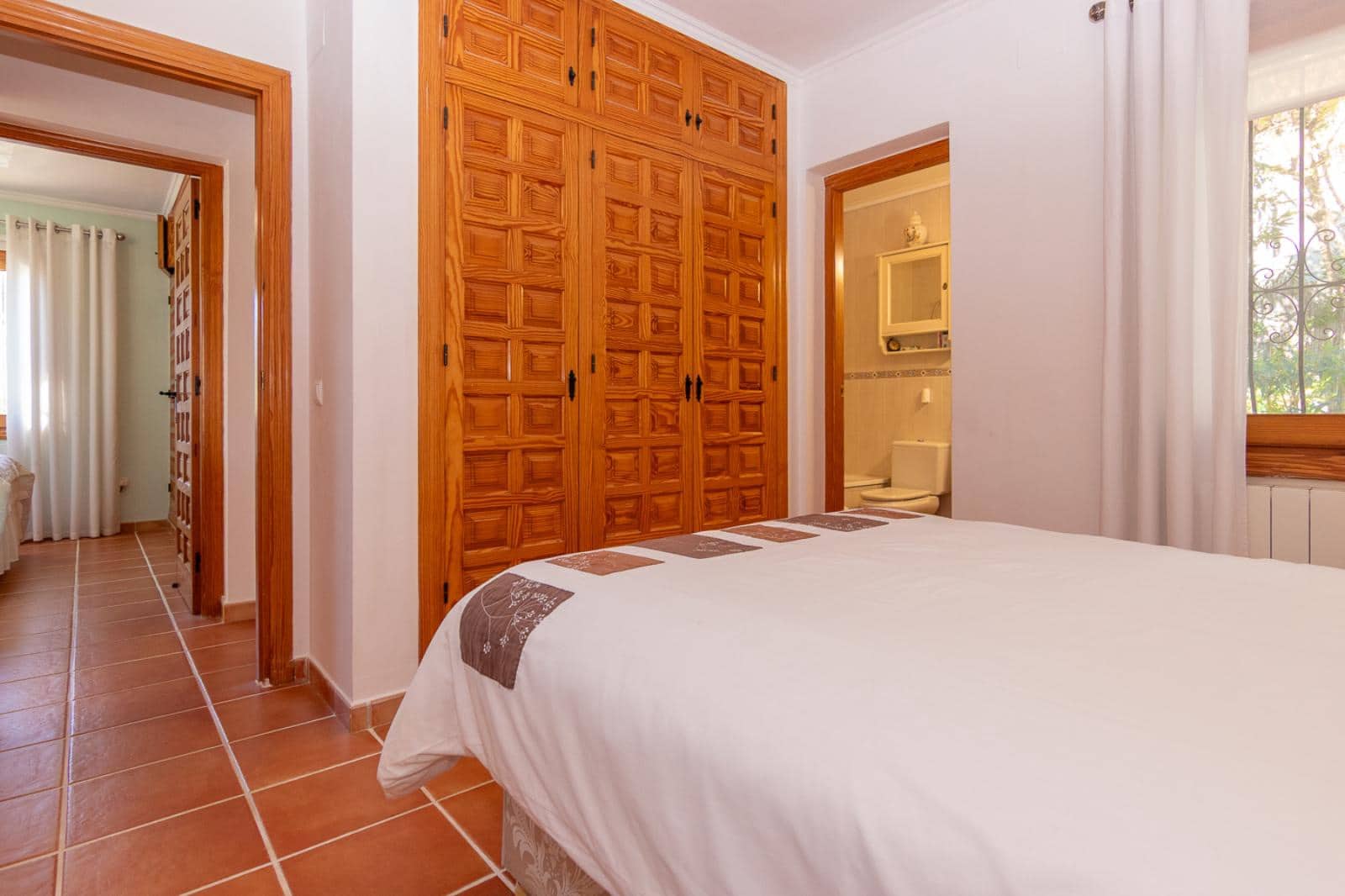 4 bedroom Villa for sale in Benigembla / Benichembla with pool garage - € 495,000 (Ref: 9410338)