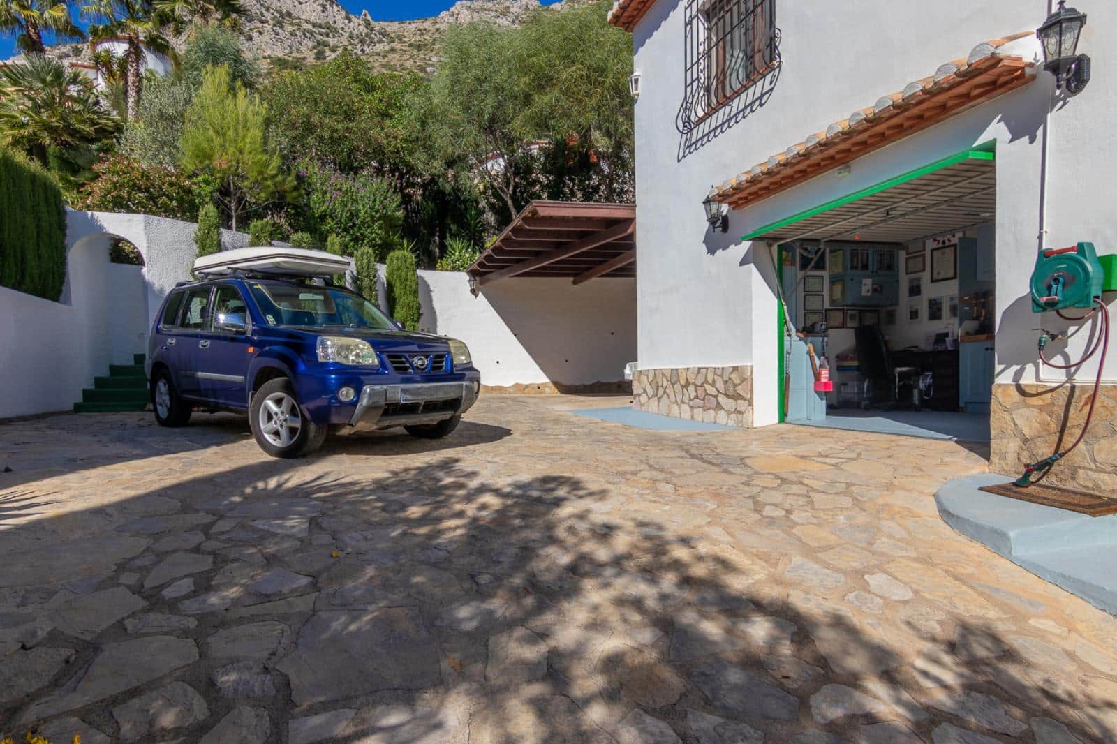 4 bedroom Villa for sale in Benigembla / Benichembla with pool garage - € 495,000 (Ref: 9410338)