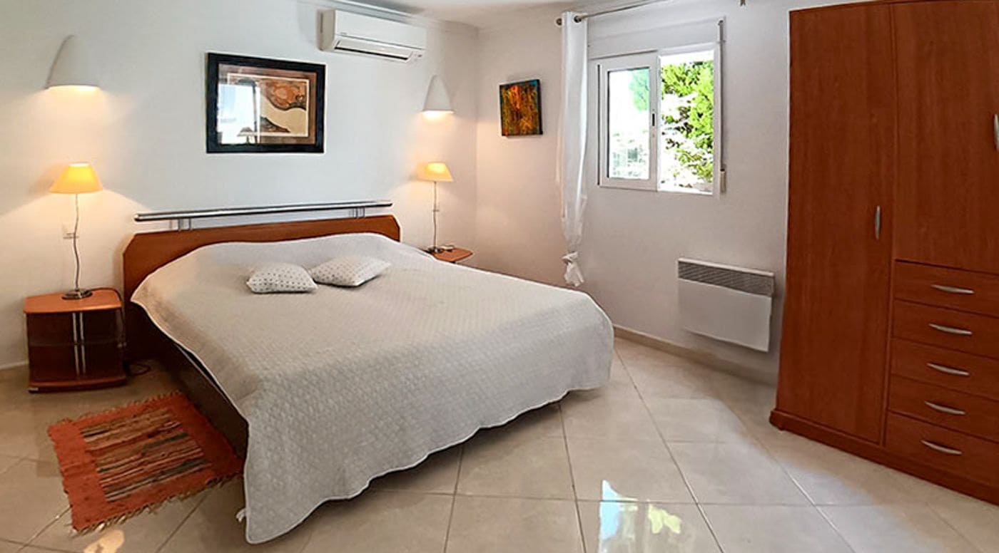 5 makuuhuone Huvila myytävänä paikassa Pedreguer mukana uima-altaan 
autotalli - 960 000 € (Ref: 9410345)