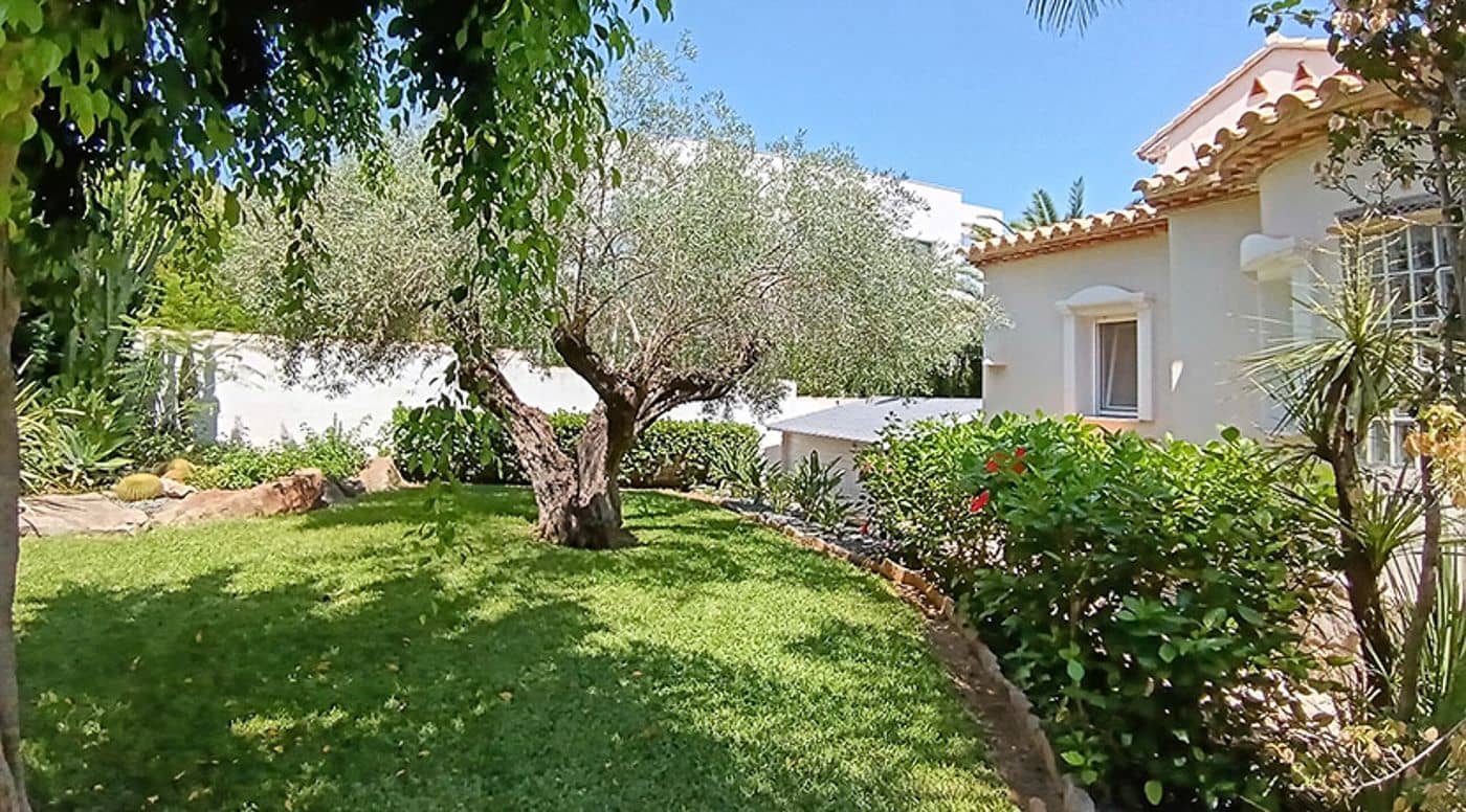 5 makuuhuone Huvila myytävänä paikassa Pedreguer mukana uima-altaan 
autotalli - 960 000 € (Ref: 9410345)