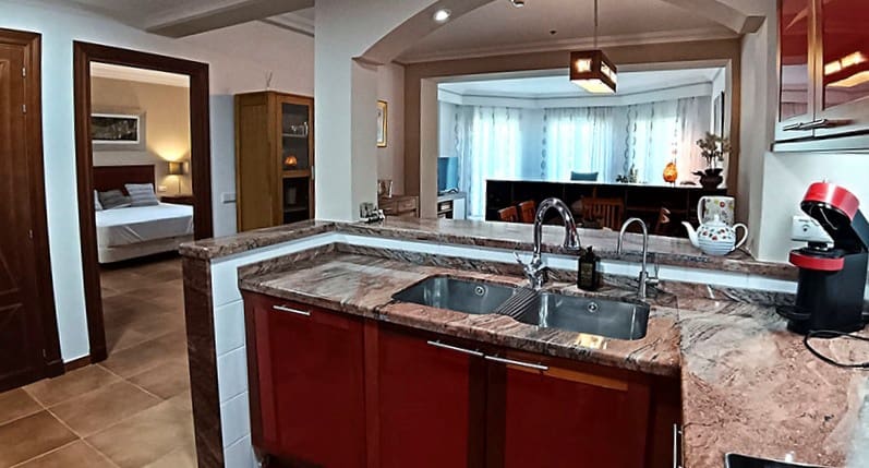 Apartamento de 2 habitaciones en Dénia en venta con piscina garaje - 478.000 € (Ref: 9410347)