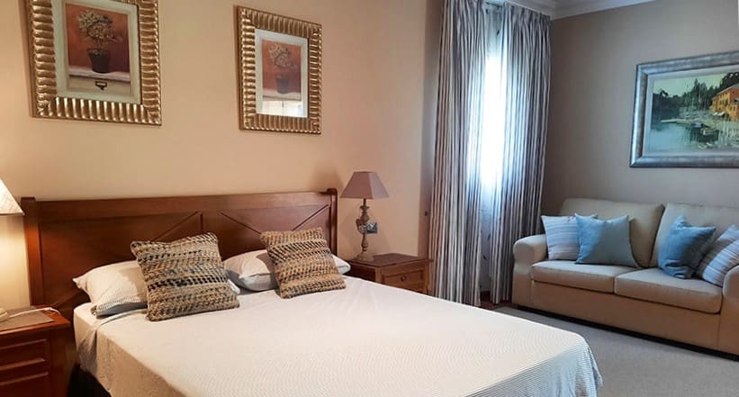 Apartamento de 2 habitaciones en Dénia en venta con piscina garaje - 478.000 € (Ref: 9410347)