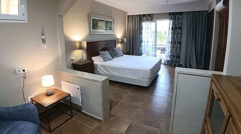 Apartamento de 2 habitaciones en Dénia en venta con piscina garaje - 478.000 € (Ref: 9410347)