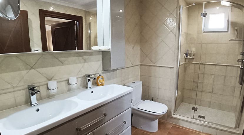 Apartamento de 2 habitaciones en Dénia en venta con piscina garaje - 478.000 € (Ref: 9410347)