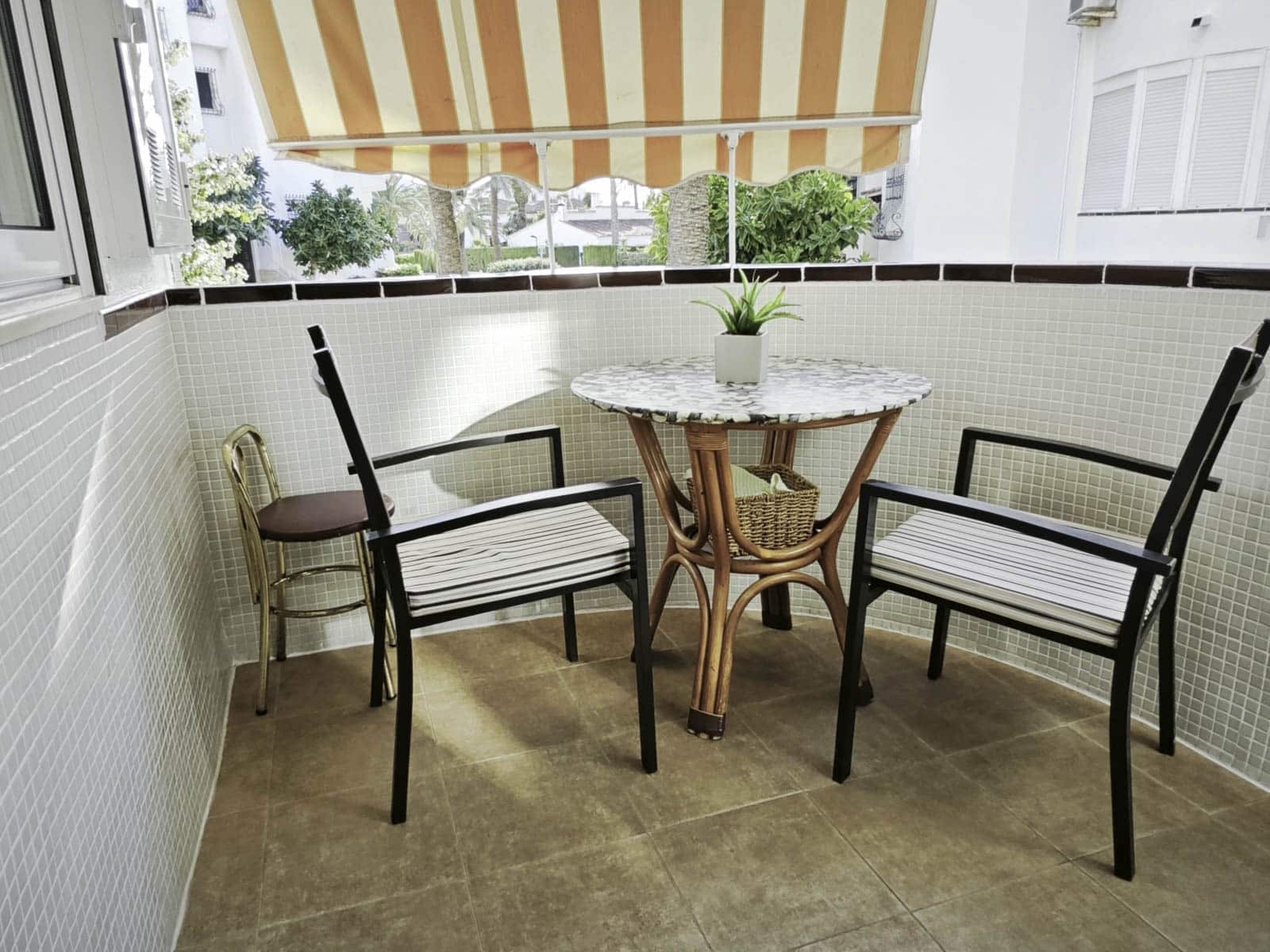 1 bedroom Apartment for sale in Denia with pool garage - € 181,000 (Ref: 9410349)