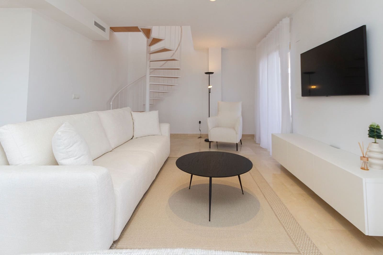 2 soverom Leilighet til salgs i Monte Pego med svømmebasseng garasje - € 265 000 (Ref: 9410354)