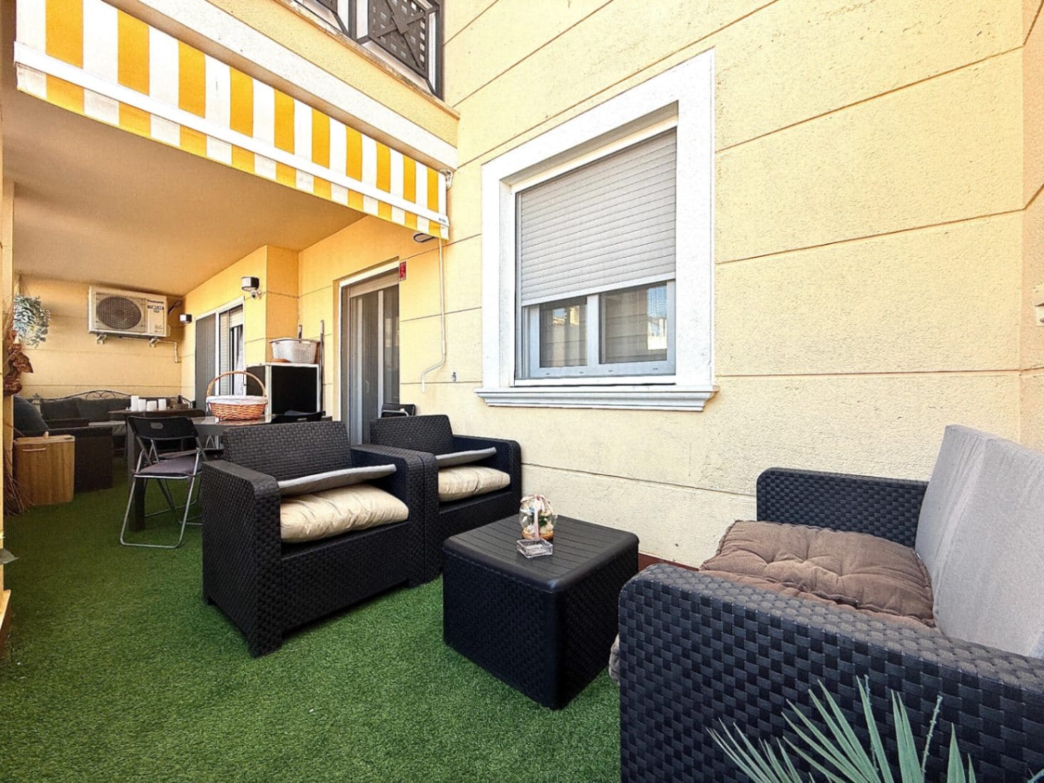 3 soveværelse Lejlighed til salg i Denia med swimmingpool garage - € 274.000 (Ref: 9410355)