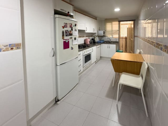 3 Zimmer Apartment zu verkaufen in Centro Urbano, Dénia mit Garage - 250.000 € (Ref: 9410358)
