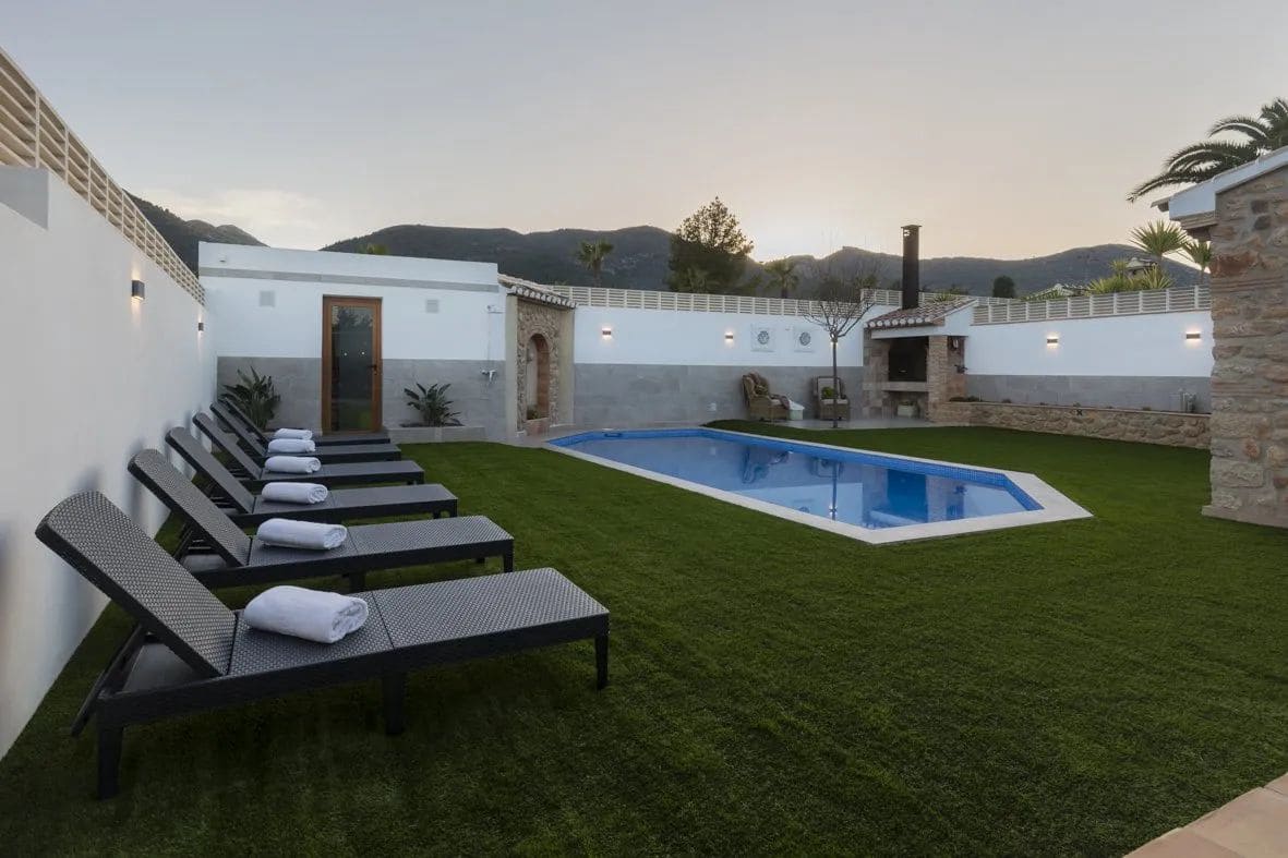 12 Zimmer Villa zu verkaufen in Lliber mit Pool Garage - 1.550.000 € (Ref: 9410364)