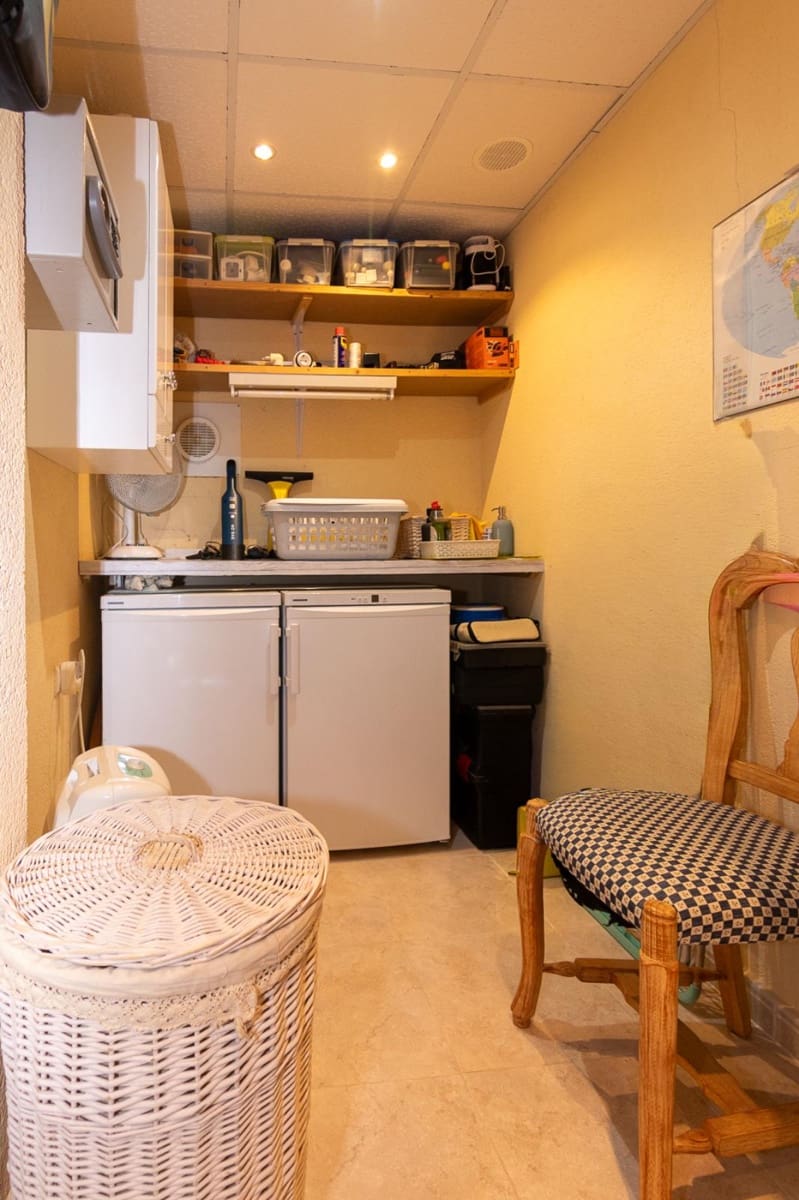 3 bedroom Villa for sale in Parcent with pool garage - € 345,000 (Ref: 9424203)