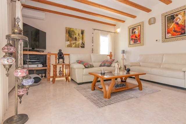 3 sovrum Villa till salu i Parcent med pool garage - 345 000 € (Ref: 9424203)