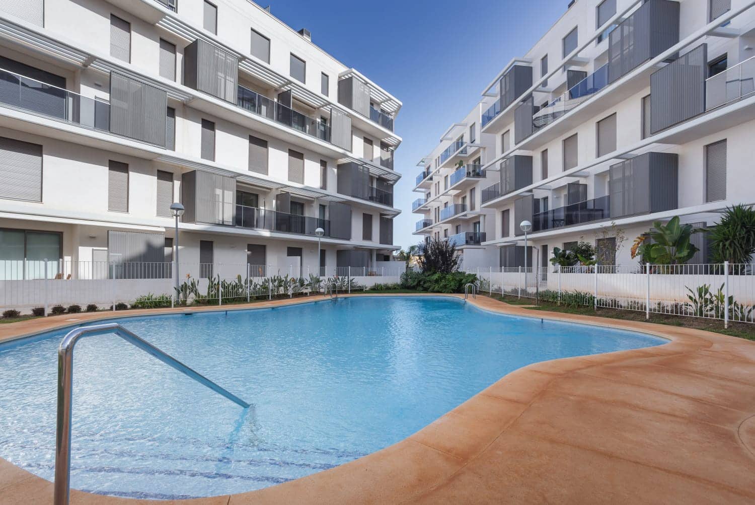 Apartamento de 4 habitaciones en Dénia en venta con piscina garaje - 430.000 € (Ref: 9471607)