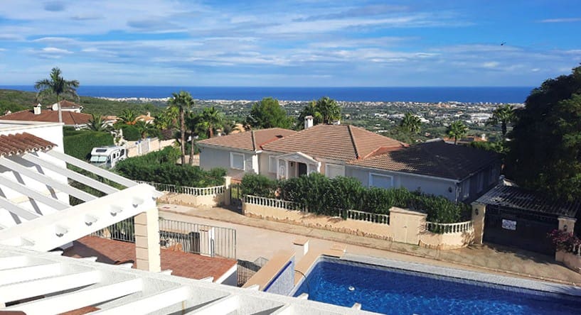 4 camera da letto Villa in vendita in Denia con piscina garage - 980.000 € (Rif: 9471609)