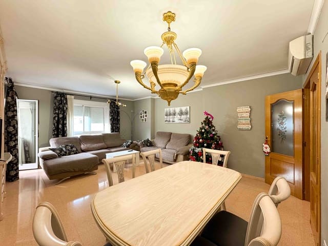 Apartamento de 3 habitaciones en Centro Urbano, Dénia en venta - 245.000 € (Ref: 9471612)