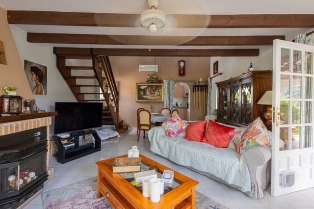 3 Zimmer Villa zu verkaufen in Alcalalí / Alcanalí mit Pool Garage - 420.000 € (Ref: 9471614)