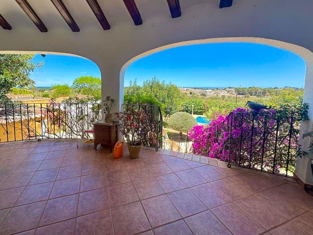 4 sovrum Villa till salu i Dénia med pool garage - 525 000 € (Ref: 9471615)