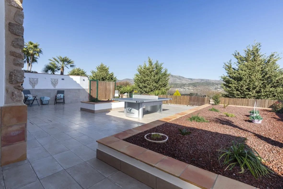 12 bedroom Villa for sale in Lliber with pool garage - € 1,550,000 (Ref: 9471618)