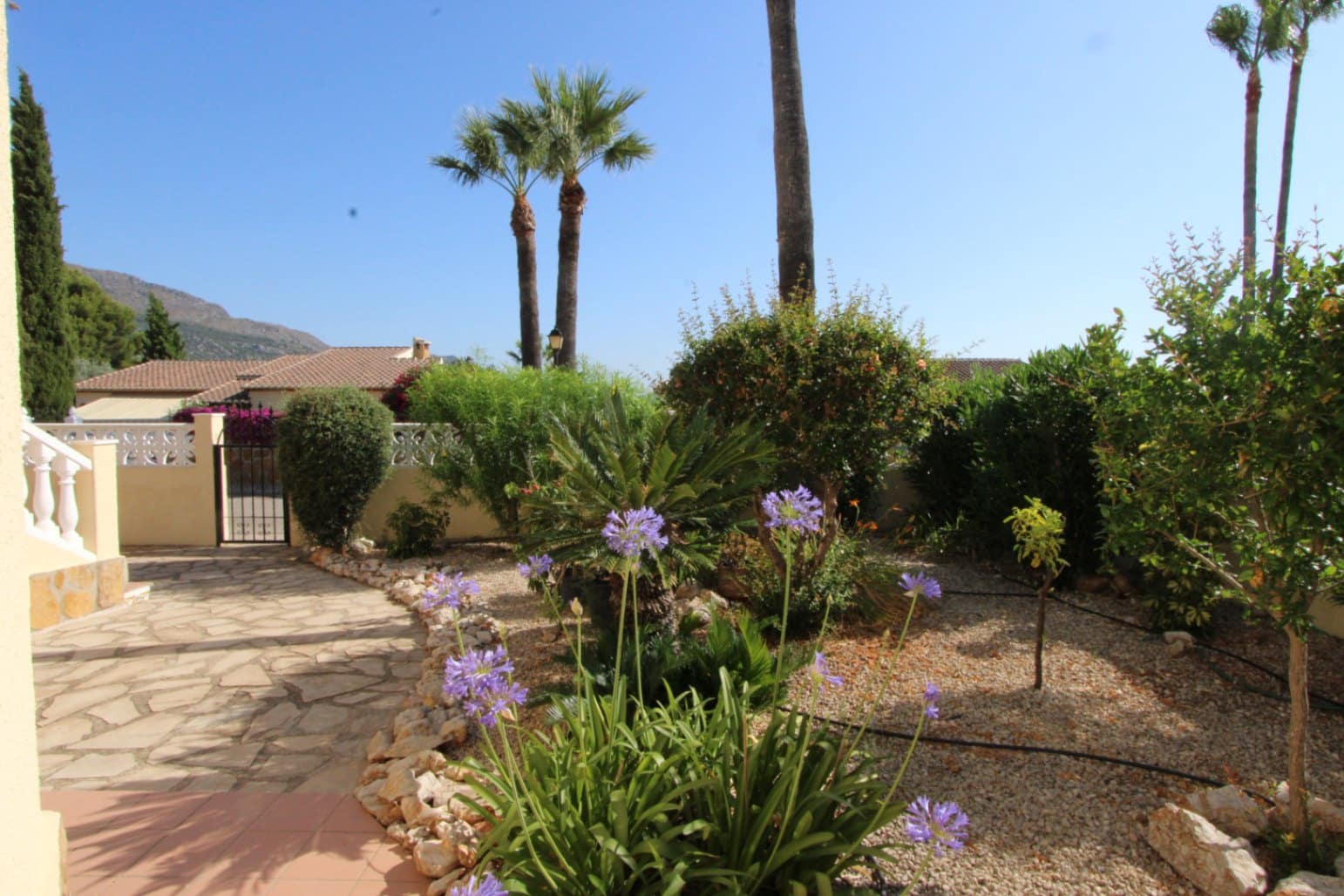 3 bedroom Villa for sale in Orba with pool garage - € 560,000 (Ref: 9475738)