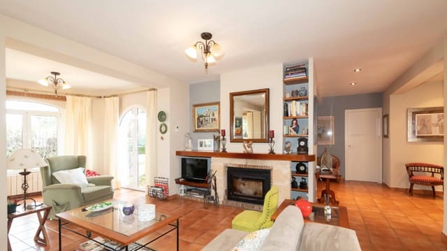 6 quarto Moradia para venda em El Montgó, Dénia com piscina garagem - 795 000 € (Ref: 9542800)