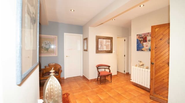 6 quarto Moradia para venda em El Montgó, Dénia com piscina garagem - 795 000 € (Ref: 9542800)